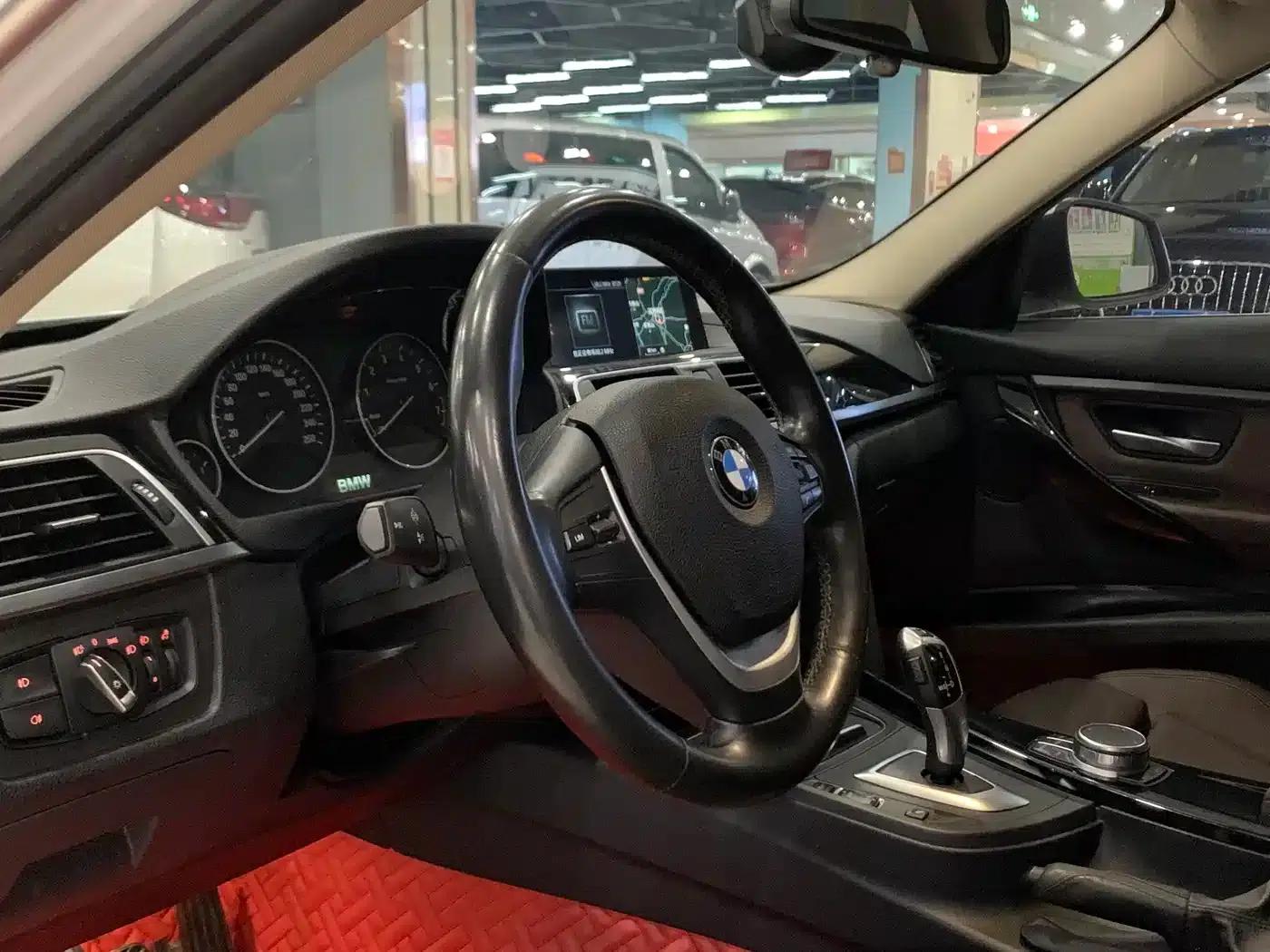 BMW 3 Series 2019 320Li Fashion Edition — миниатюра 7