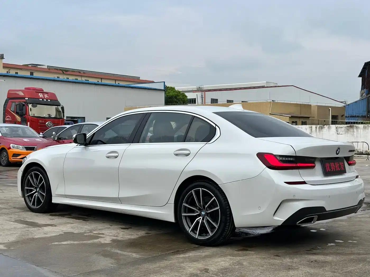 2021 BMW 3 Series 325Li M Sport Package — миниатюра 7