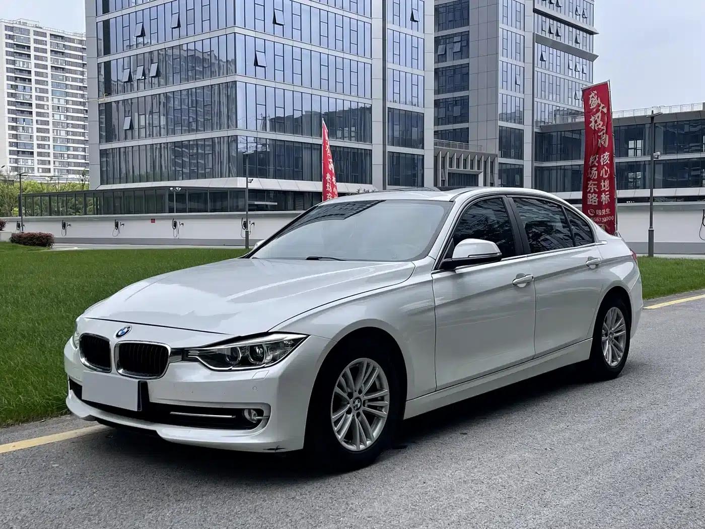 BMW 3 Series 2014 320Li Fashion Edition — миниатюра 1