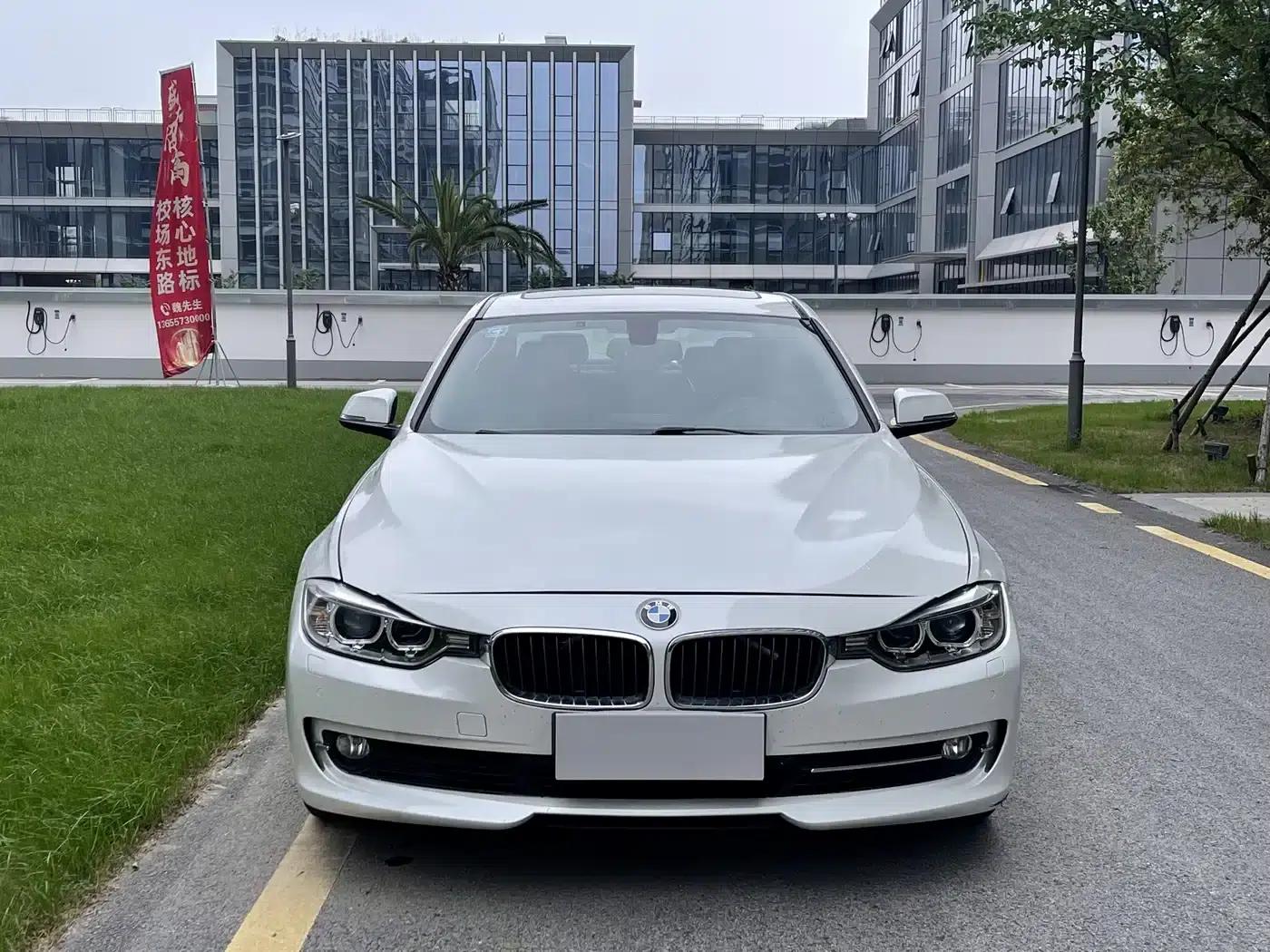 BMW 3 Series 2014 320Li Fashion Edition — миниатюра 2