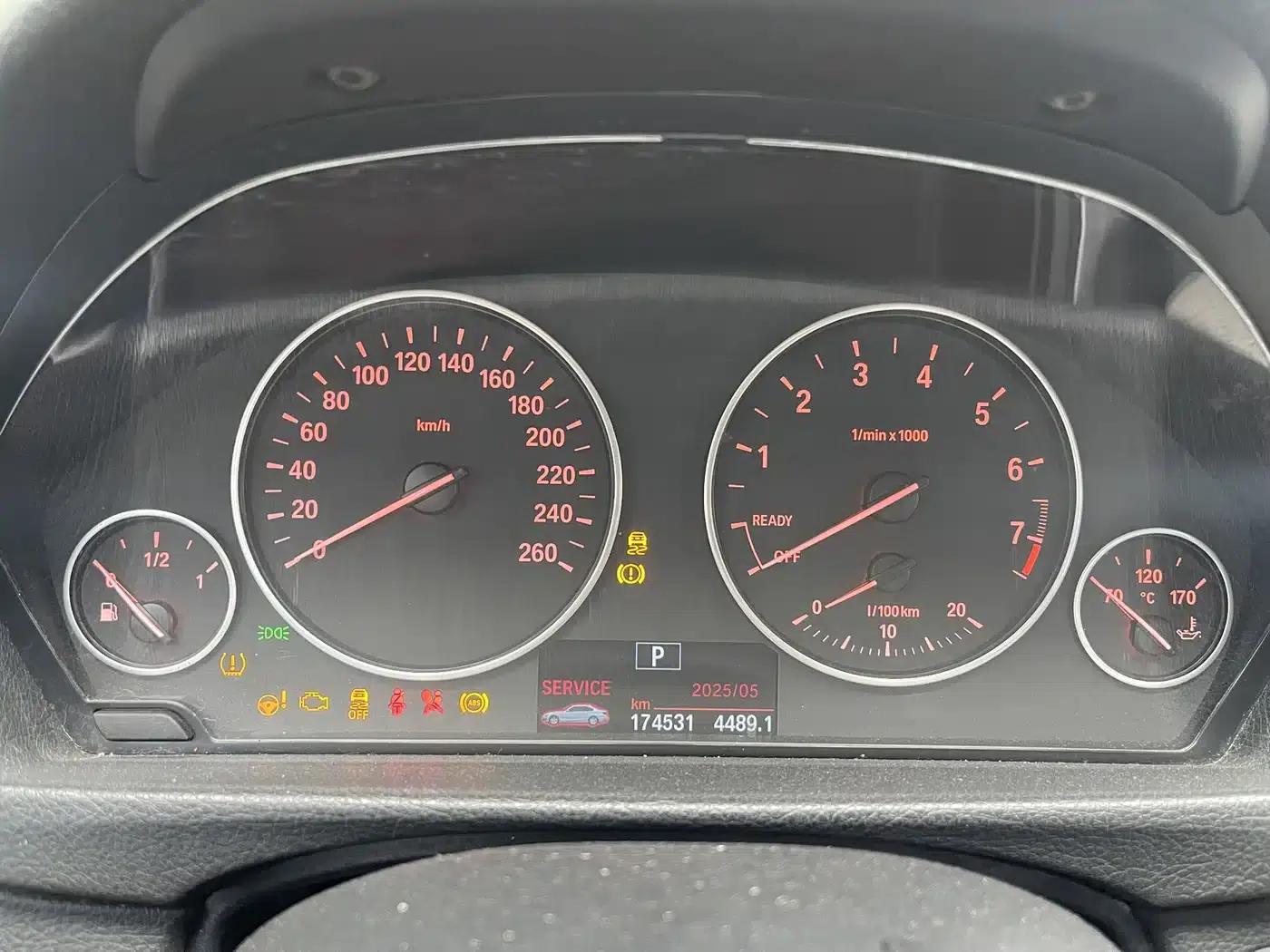 BMW 3 Series 2014 320Li Fashion Edition — миниатюра 13