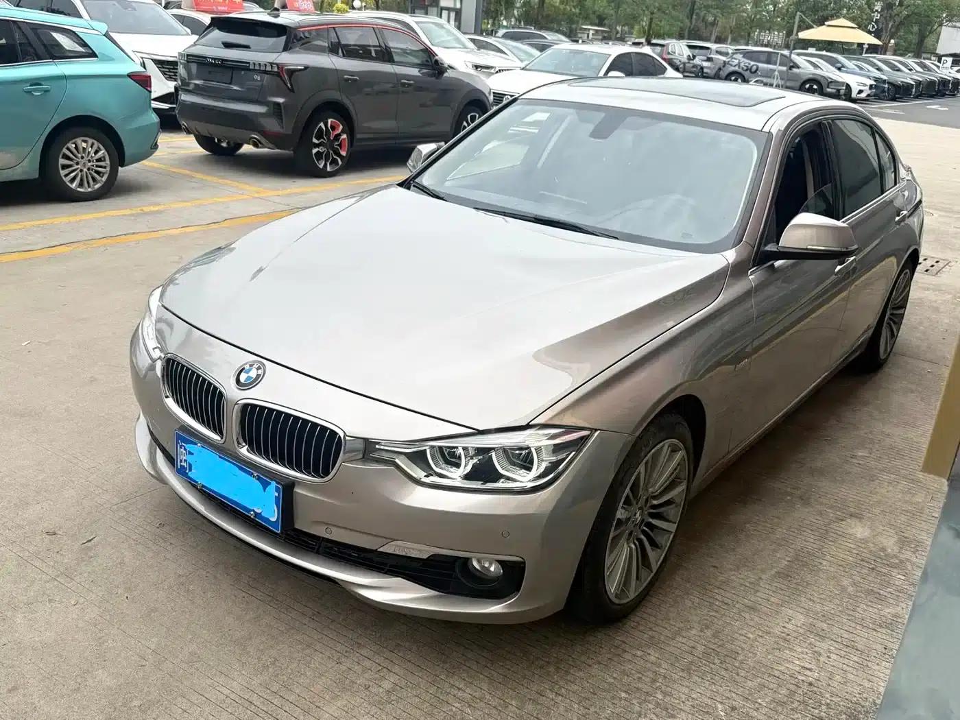 2018 BMW 3 Series 320Li Leading Luxury Package — миниатюра 1