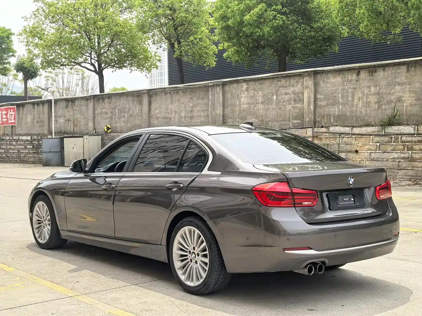 BMW 3 Series 2018 320Li Fashion Edition — миниатюра 12