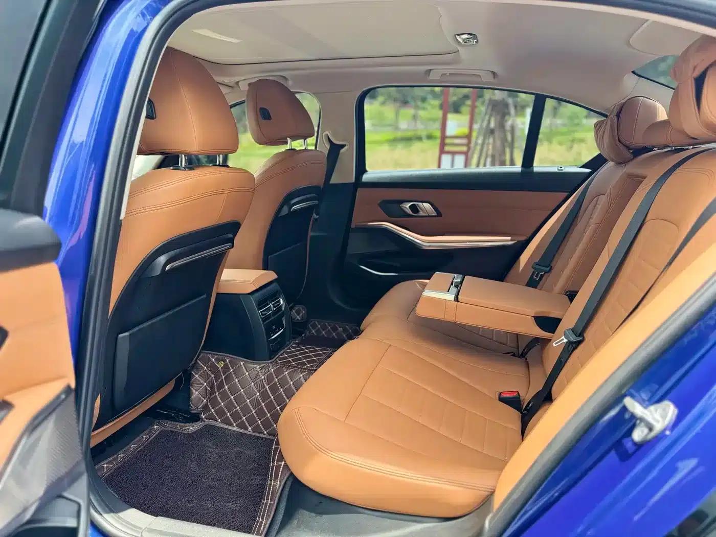 2020 BMW 3 Series 320Li M Sport Package — миниатюра 11