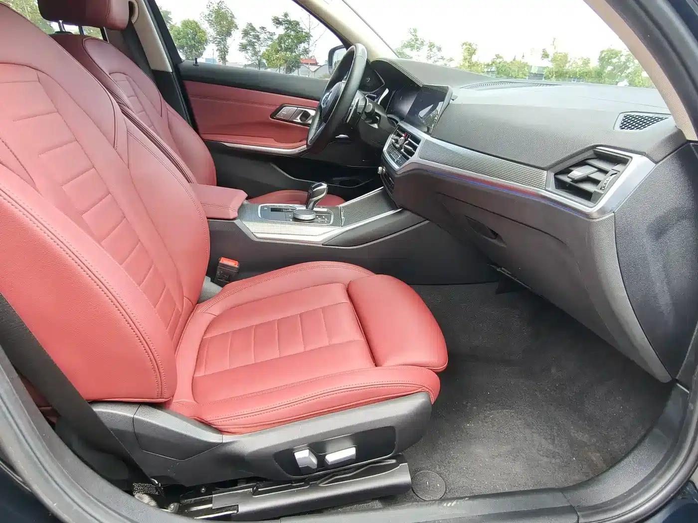 2021 BMW 3 Series 330i M Sport Shadow Edition — миниатюра 14