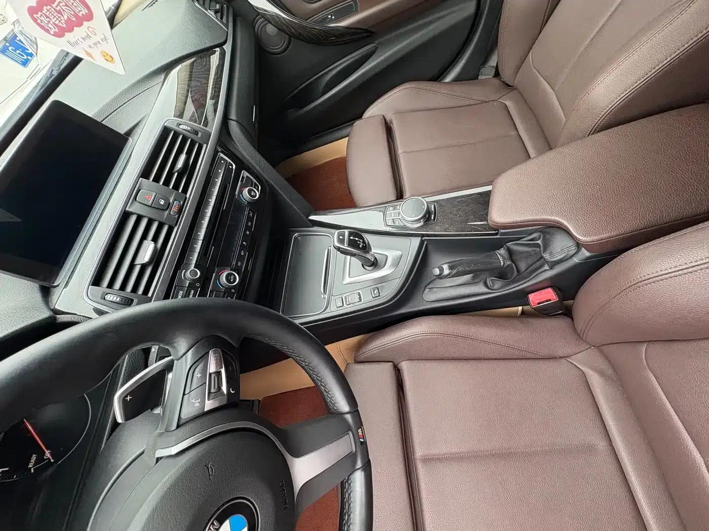 BMW 3 Series 2019 320Li Fashion Edition — миниатюра 8