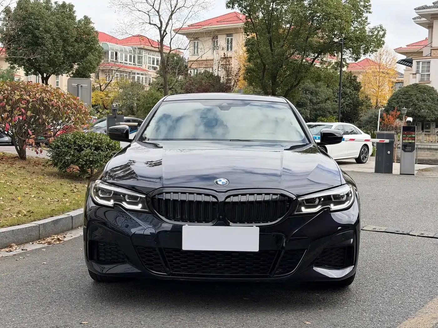 2022 BMW 3 Series 325Li M Sport Package — миниатюра 2