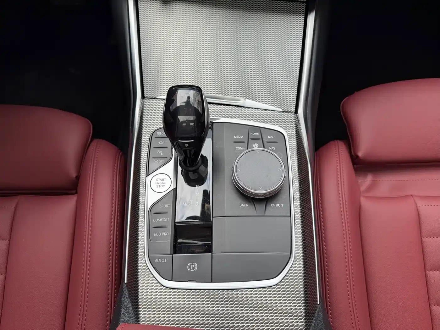 2022 BMW 3 Series 325Li M Sport Package — миниатюра 9