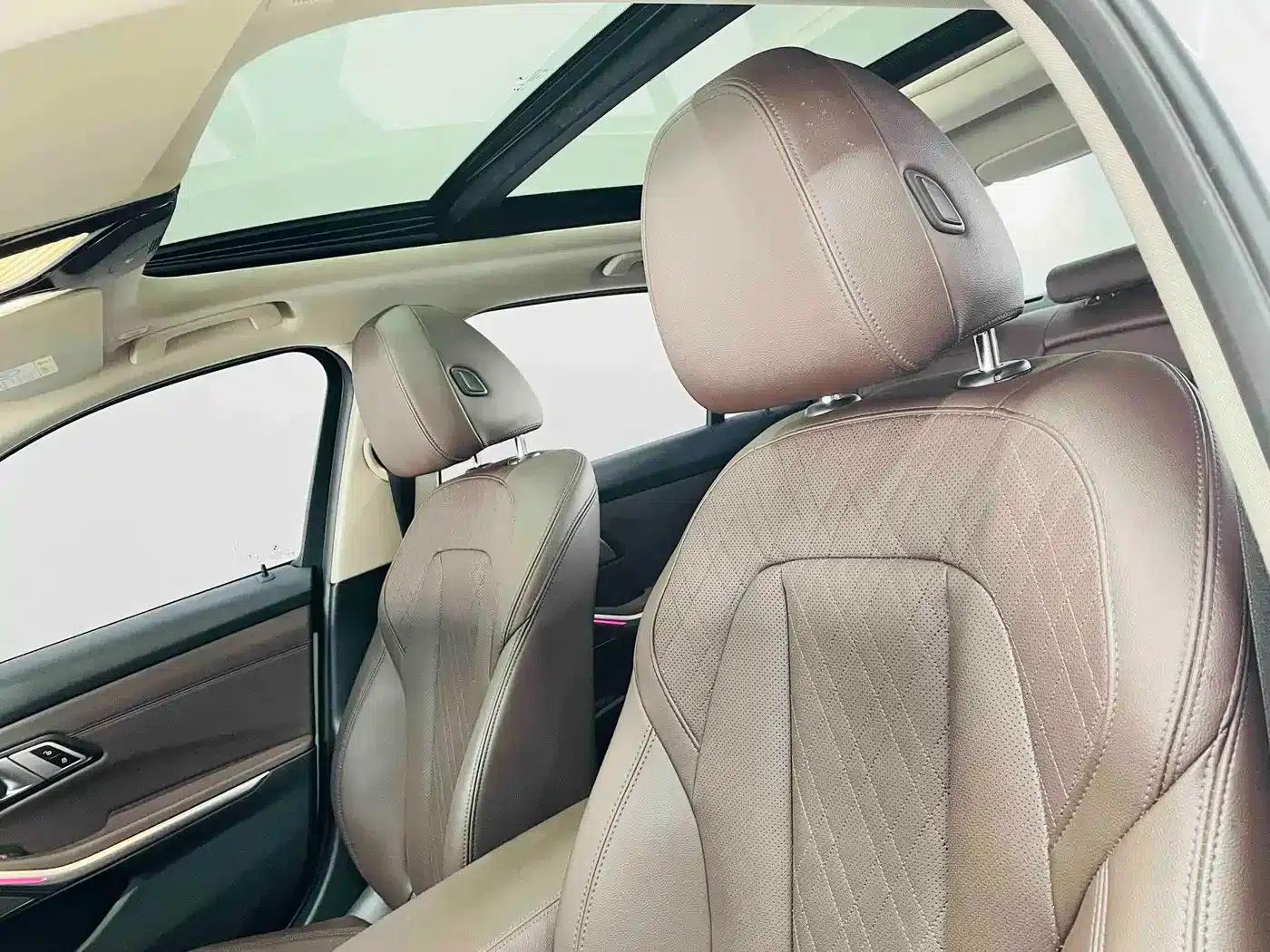 2023 BMW 3 Series 325Li M Sport Shadow Edition — миниатюра 10
