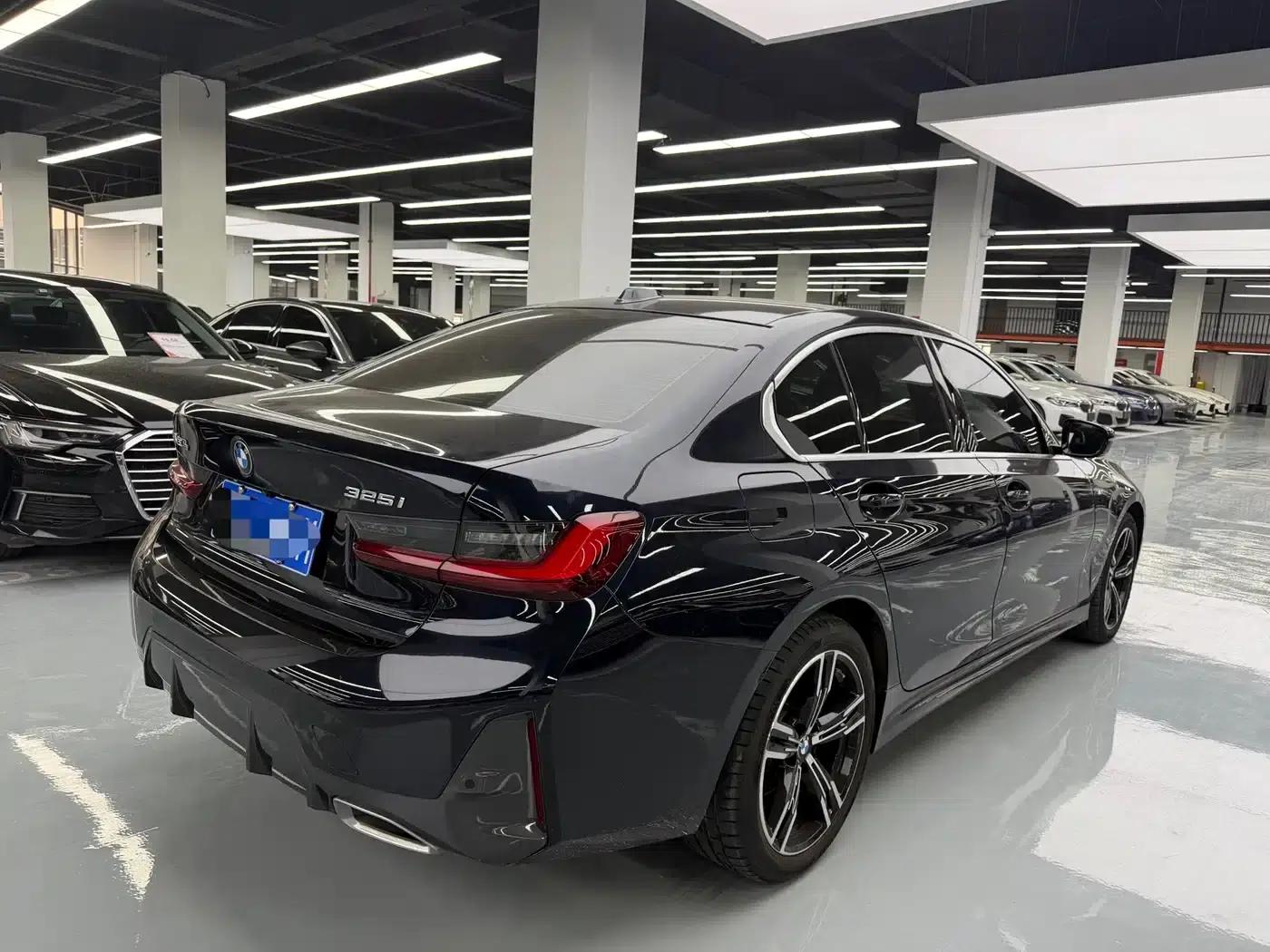 2024 BMW 3 Series 325Li M Sport Package — миниатюра 13