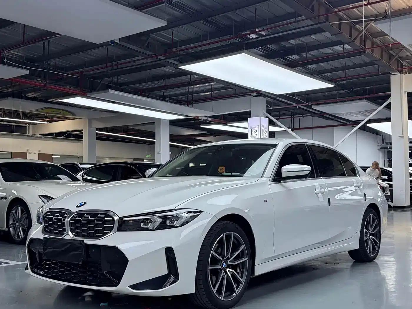 2023 BMW 3 Series 325Li M Sport Package — миниатюра 1