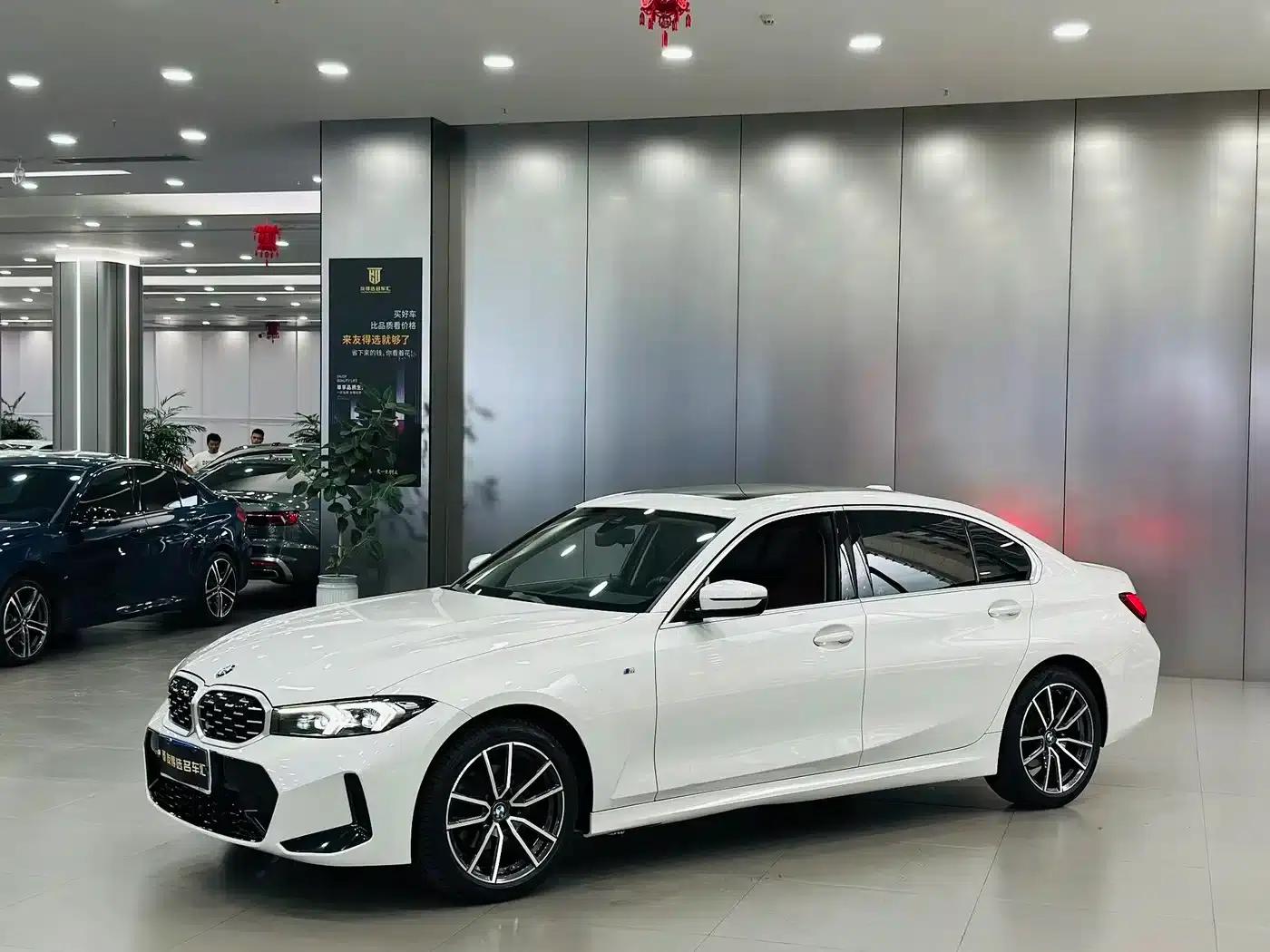 2023 BMW 3 Series 325Li M Sport Package — миниатюра 1