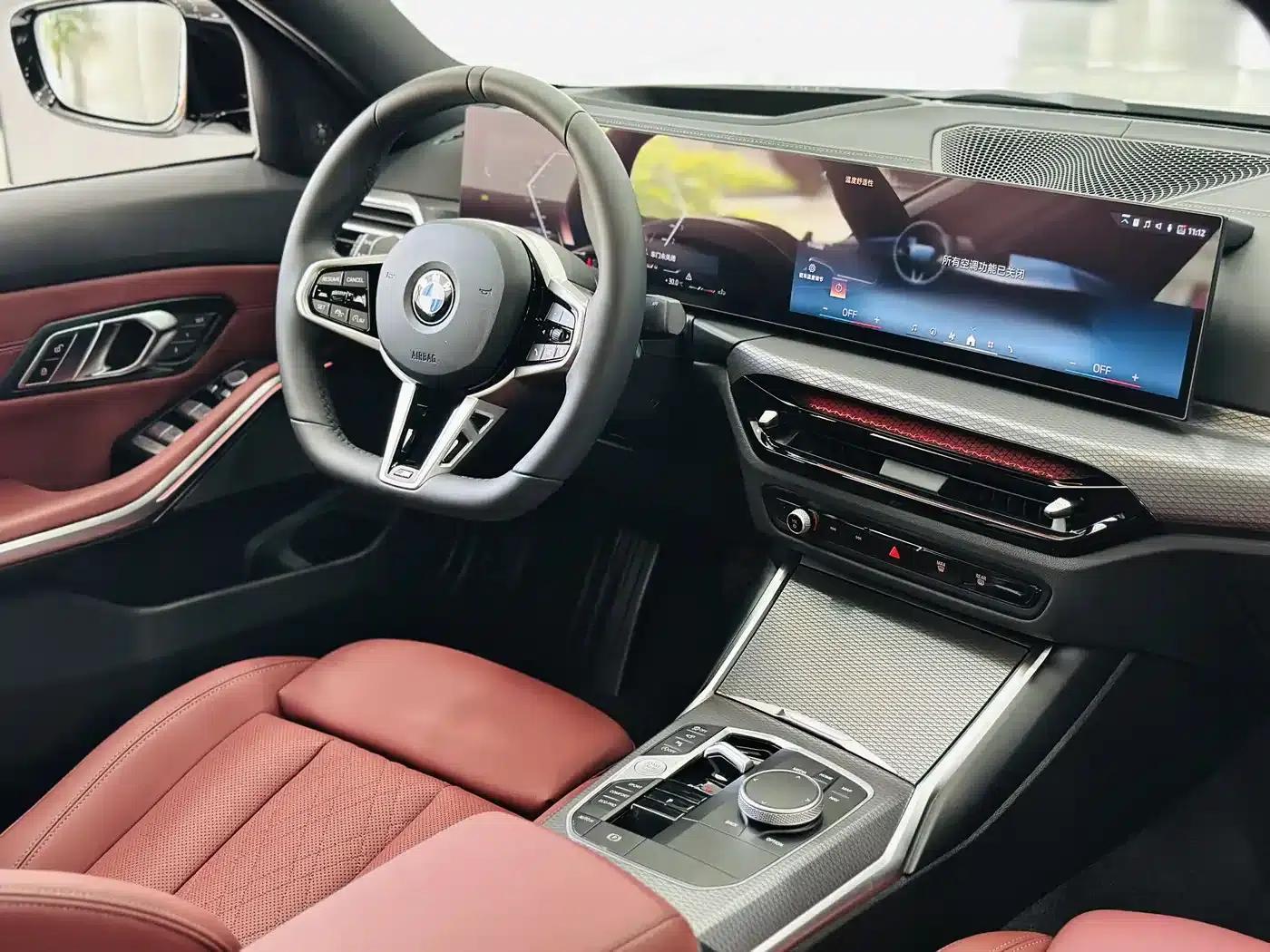 2025 BMW 3 Series 330i M Sport Shadow Edition — миниатюра 14