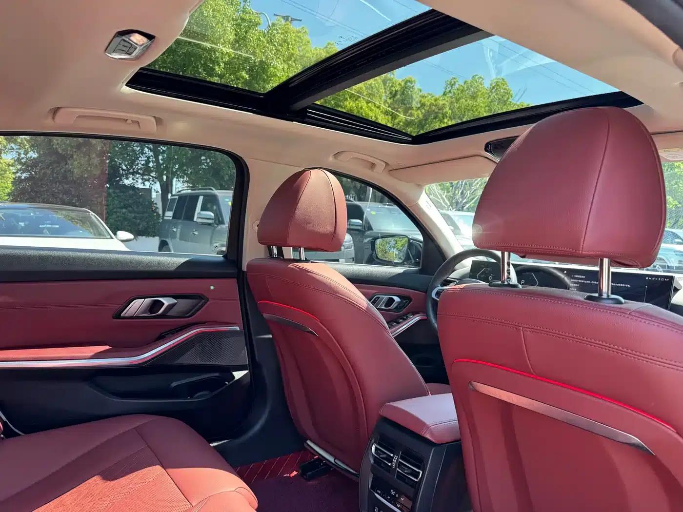 2023 BMW 3 Series 320Li M Sport Package — миниатюра 15