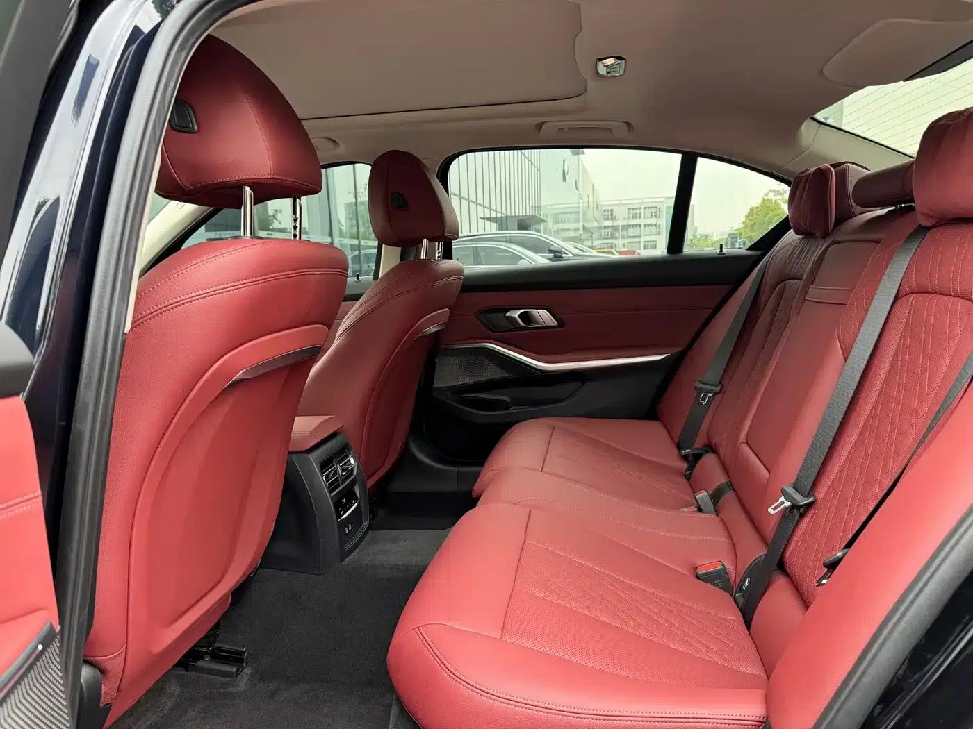 2024 BMW 3 Series 325Li M Sport Package — миниатюра 8