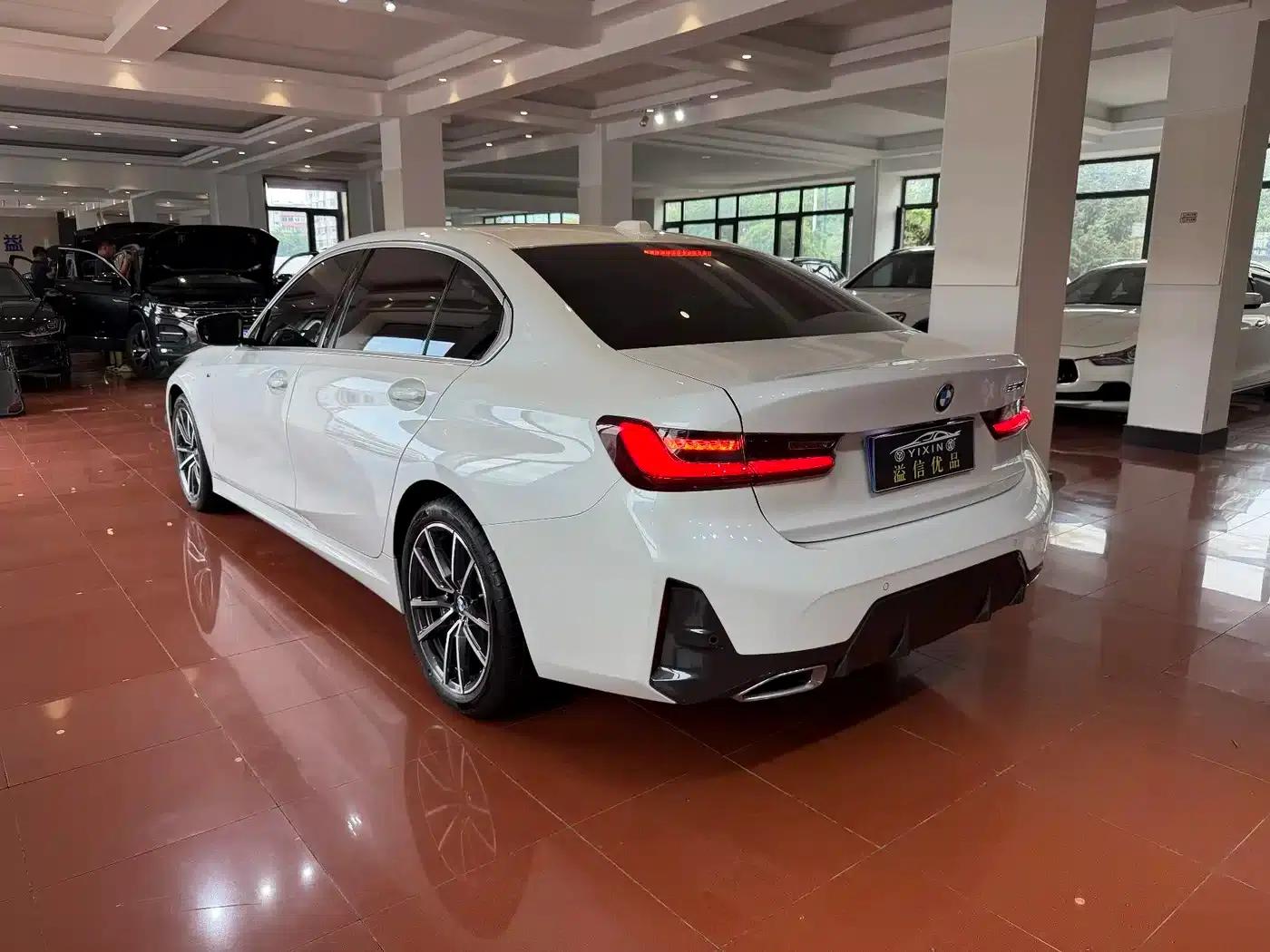 2023 BMW 3 Series 320Li M Sport Package — миниатюра 17