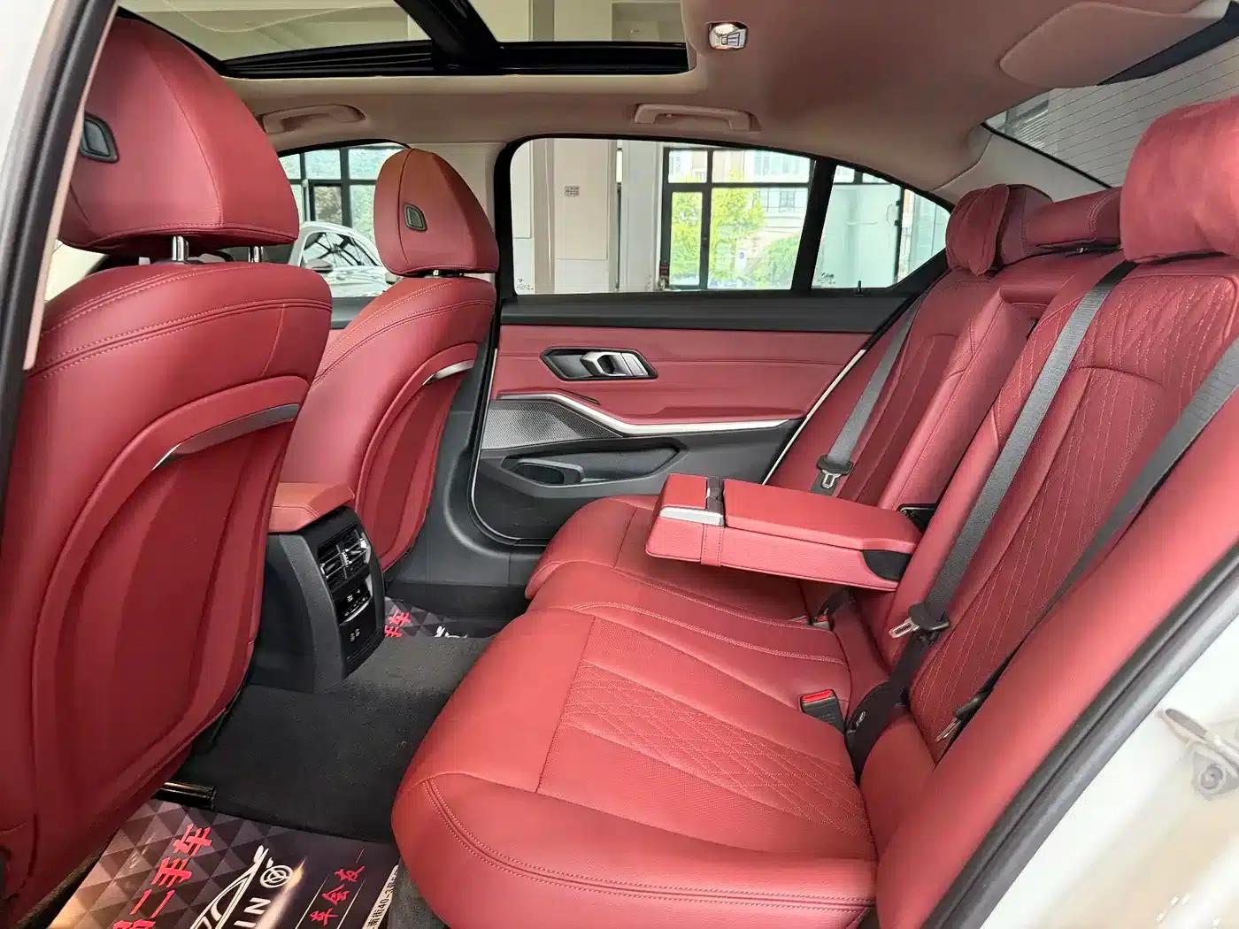2023 BMW 3 Series 320Li M Sport Package — миниатюра 8