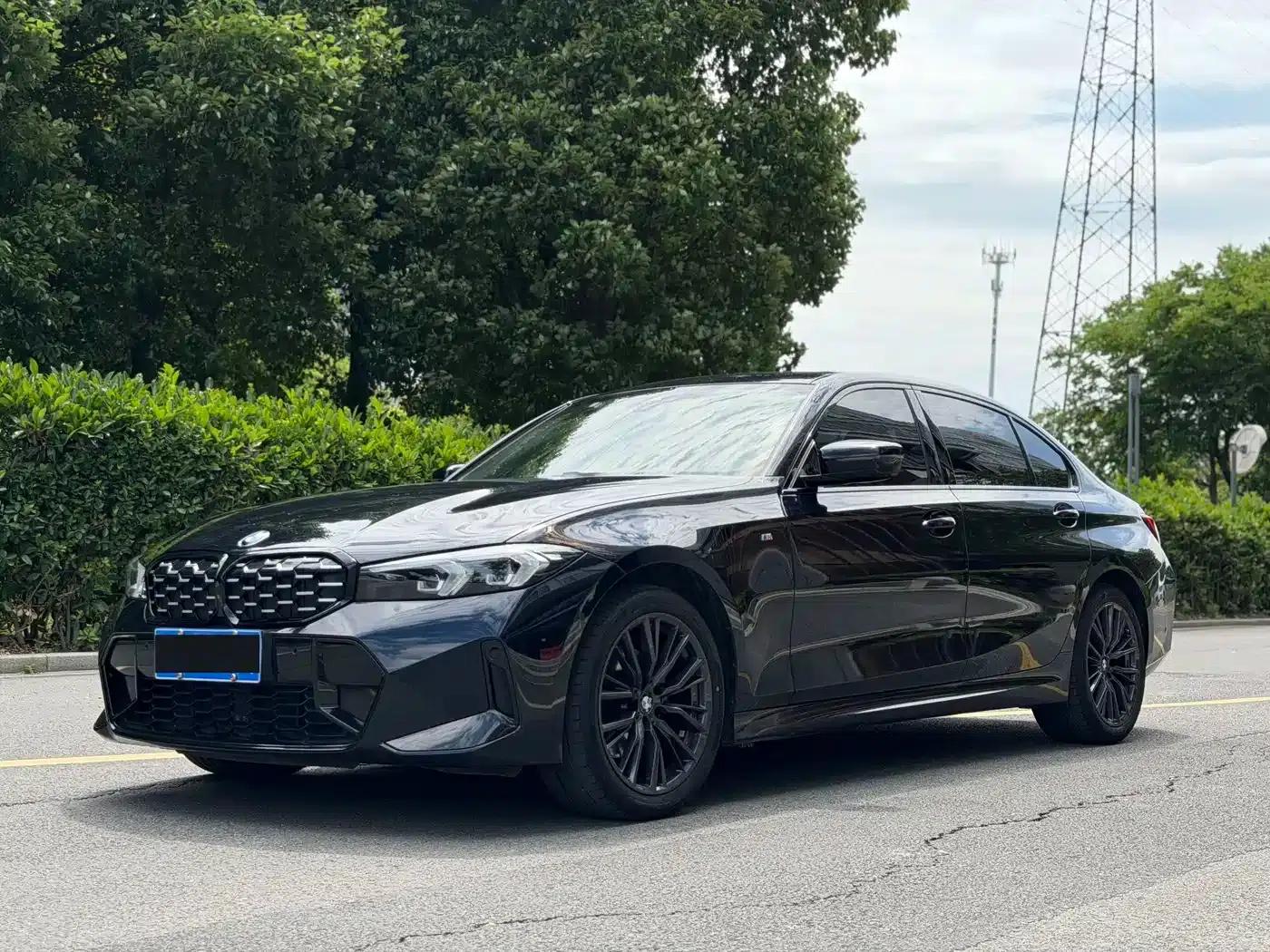 2024 BMW 3 Series 325Li M Sport Package — миниатюра 1