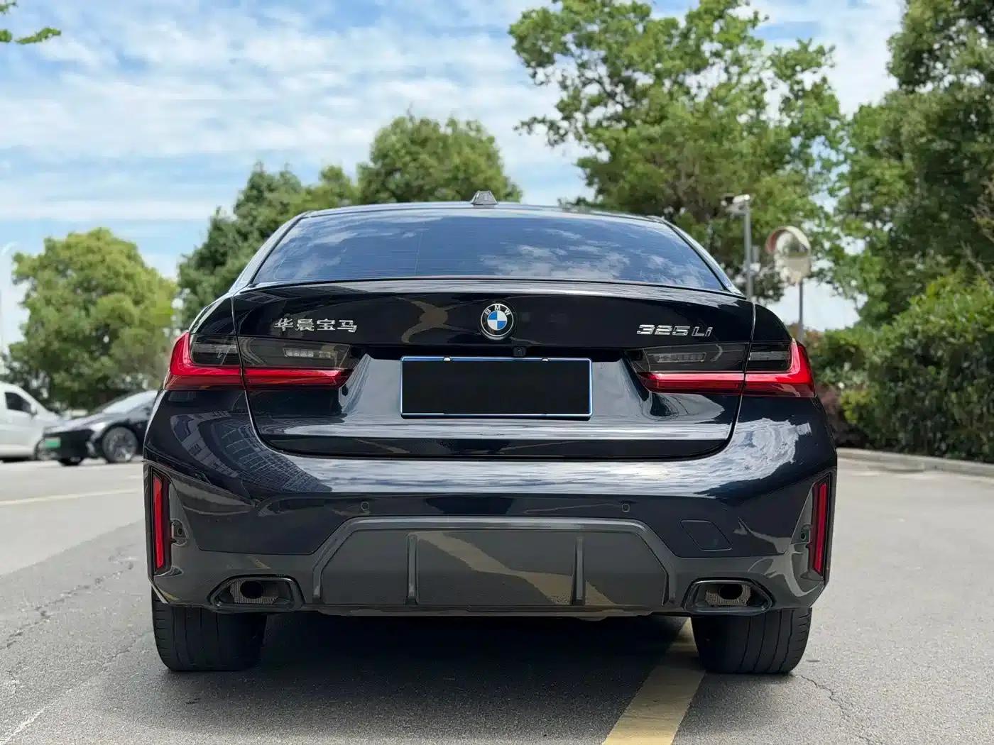 2024 BMW 3 Series 325Li M Sport Package — миниатюра 11