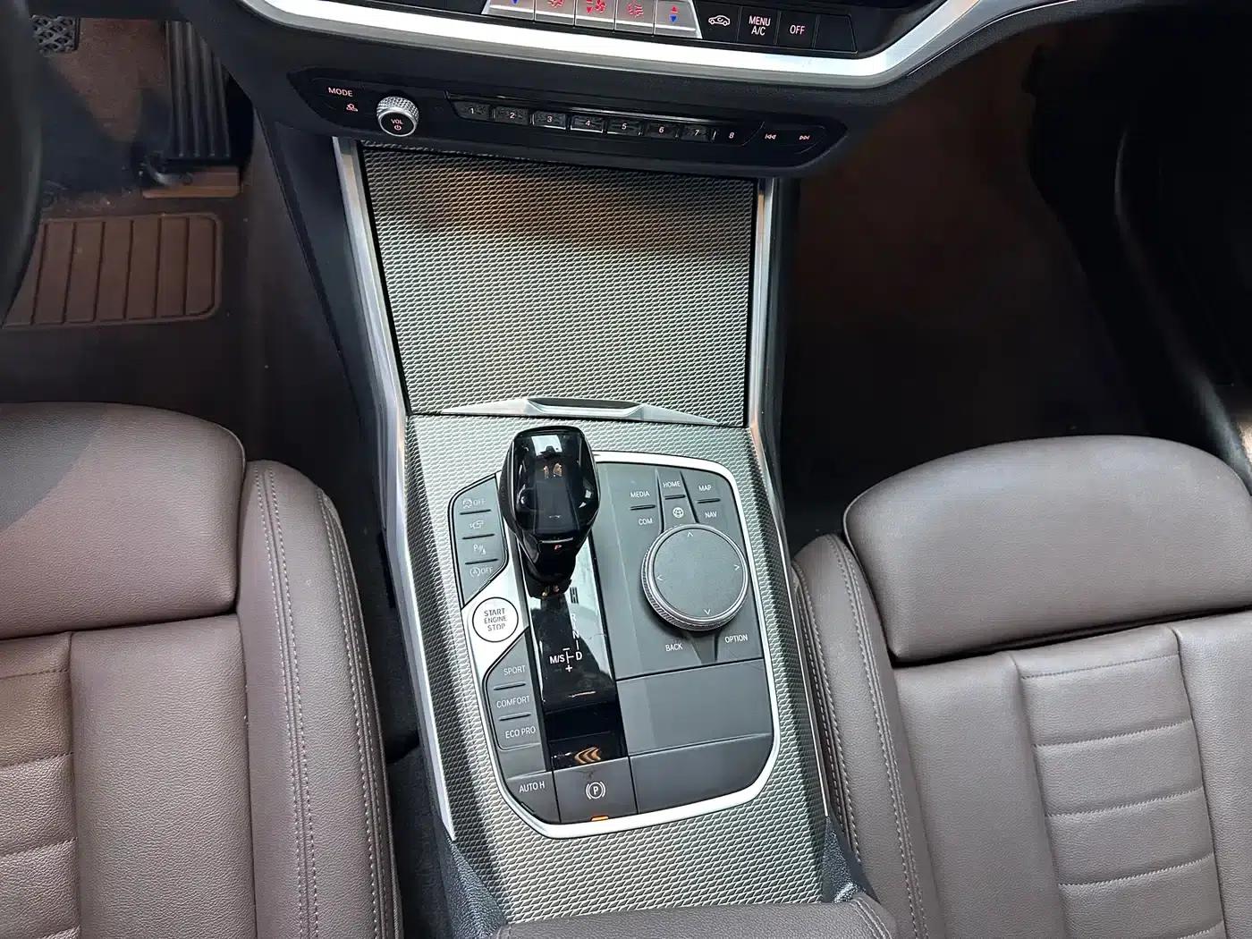 2021 BMW 3 Series 325Li M Sport Shadow Edition — миниатюра 11