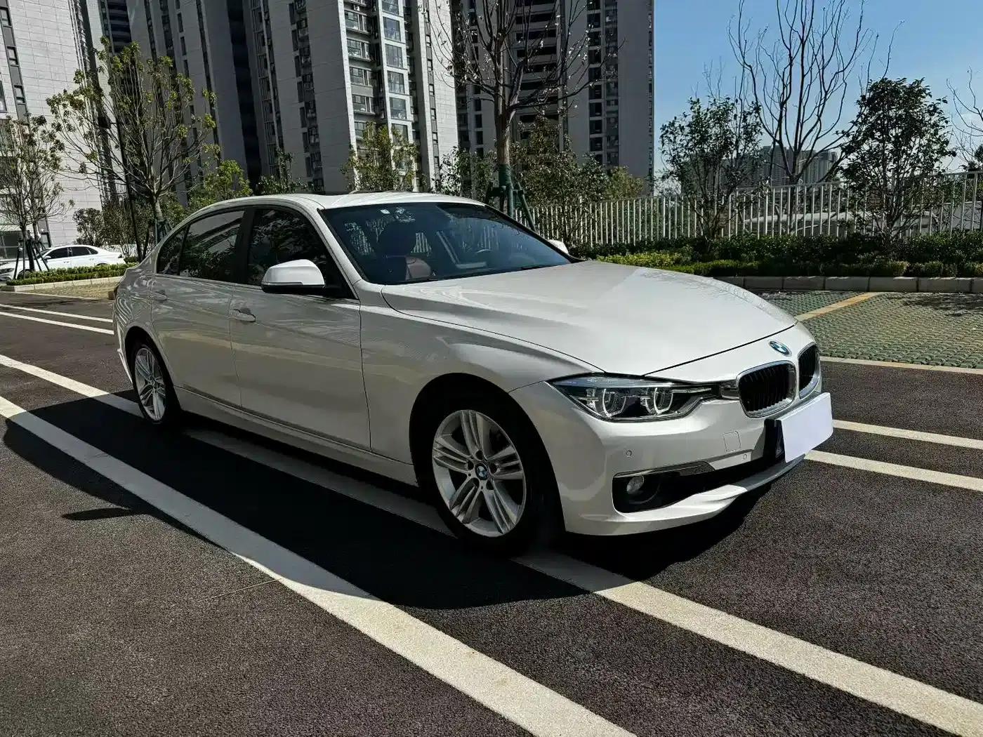 2017 BMW 3 Series 320Li Fashion Edition — миниатюра 2