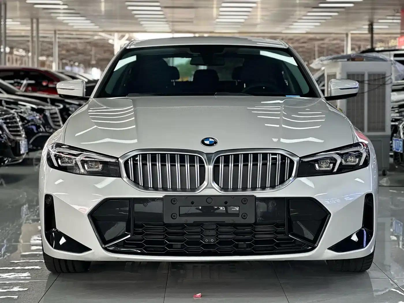 2023 BMW 3 Series 320Li M Sport Package — миниатюра 2