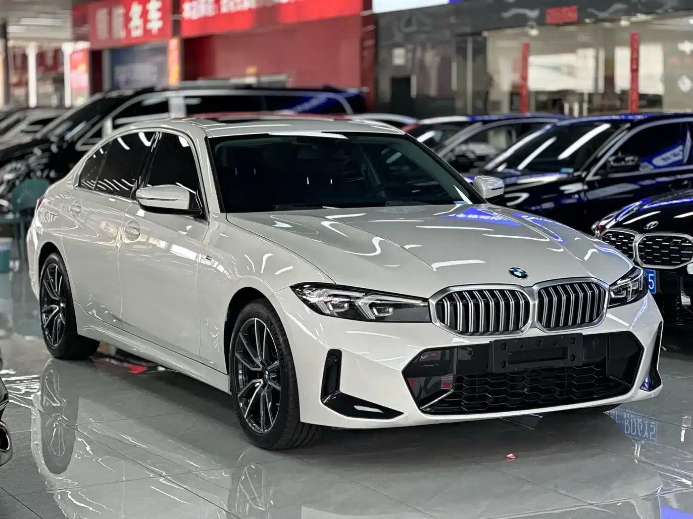 2023 BMW 3 Series 320Li M Sport Package — миниатюра 3