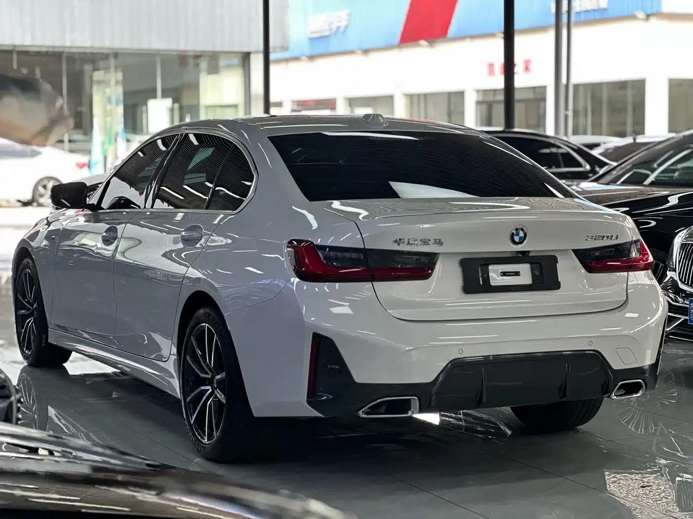 2023 BMW 3 Series 320Li M Sport Package — миниатюра 5