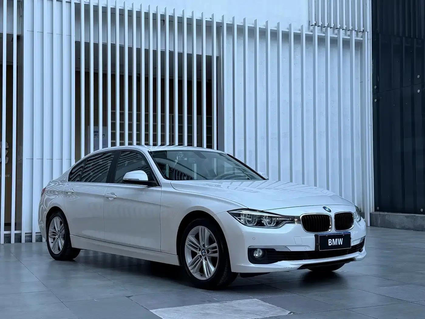 2022 BMW 3 Series 325Li M Sport Shadow Edition — миниатюра 3