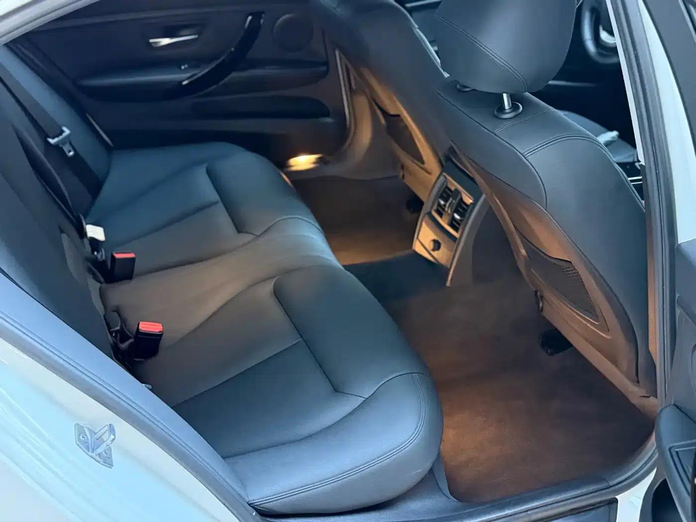 2022 BMW 3 Series 325Li M Sport Shadow Edition — миниатюра 6