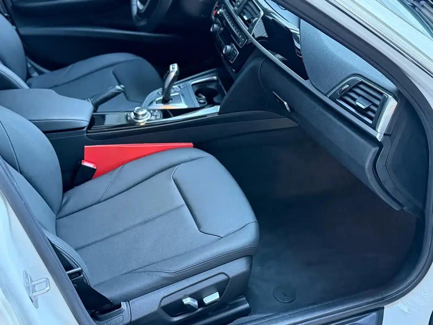 2022 BMW 3 Series 325Li M Sport Shadow Edition — миниатюра 7