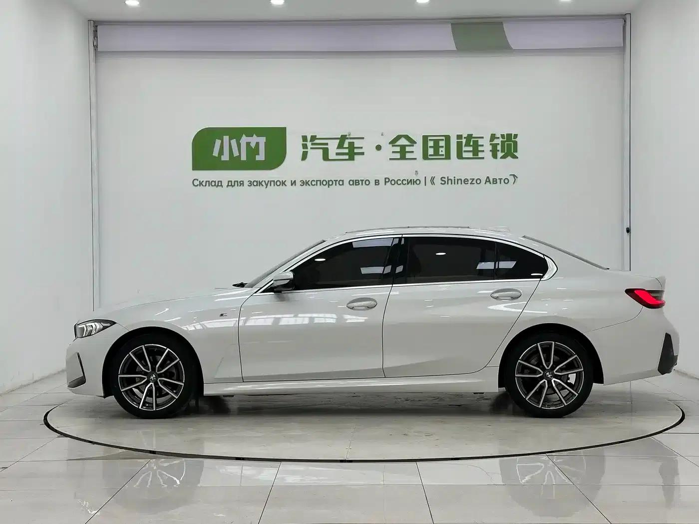 2023 BMW 3 Series 320Li M Sport Package — миниатюра 5