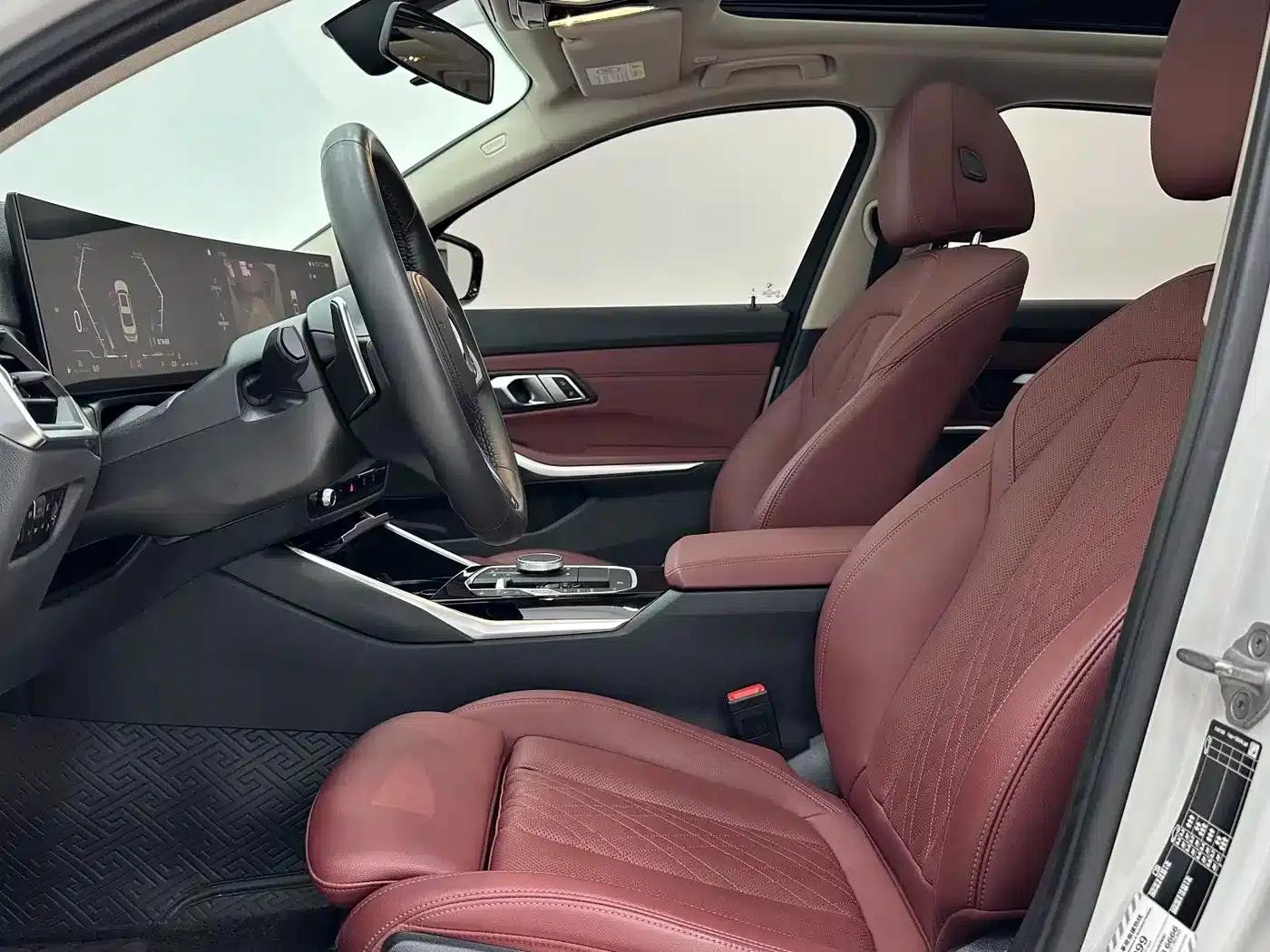 2023 BMW 3 Series 320Li M Sport Package — миниатюра 8