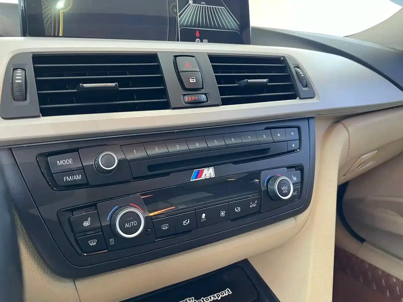 2013 BMW 3 Series 320i Sport Design Package — миниатюра 18