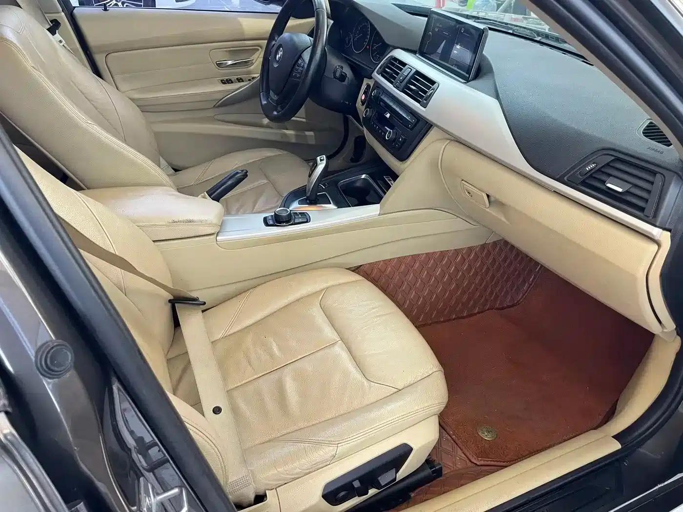 2013 BMW 3 Series 320i Sport Design Package — миниатюра 23