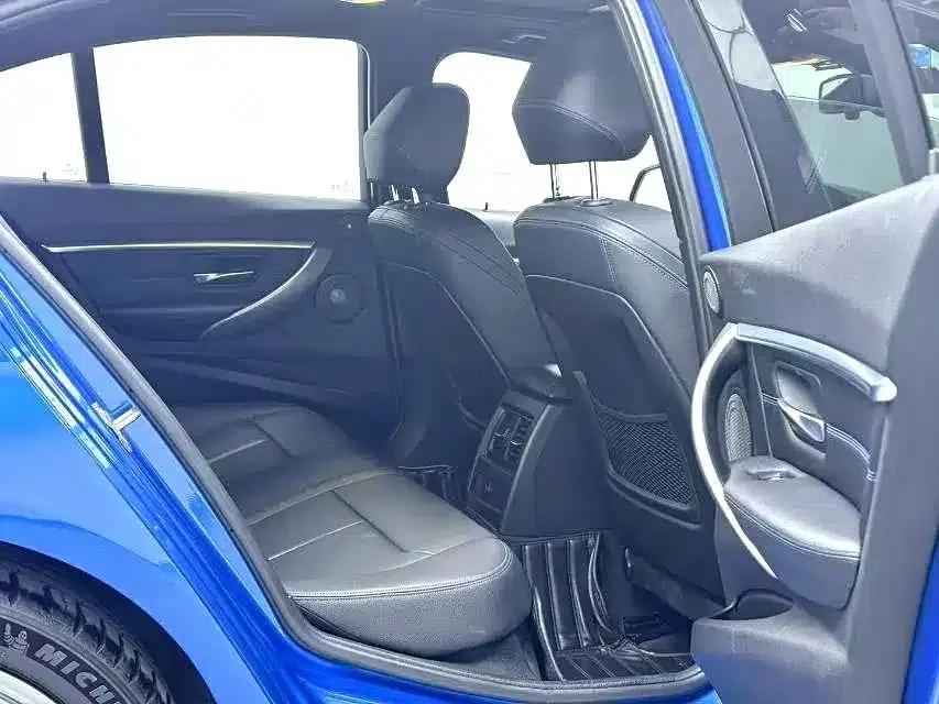 2018 BMW 3 Series 330i M Sport Shadow Edition — миниатюра 7