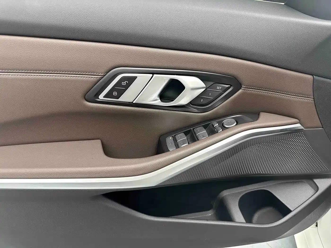 2023 BMW 3 Series 320Li M Sport Package — миниатюра 10