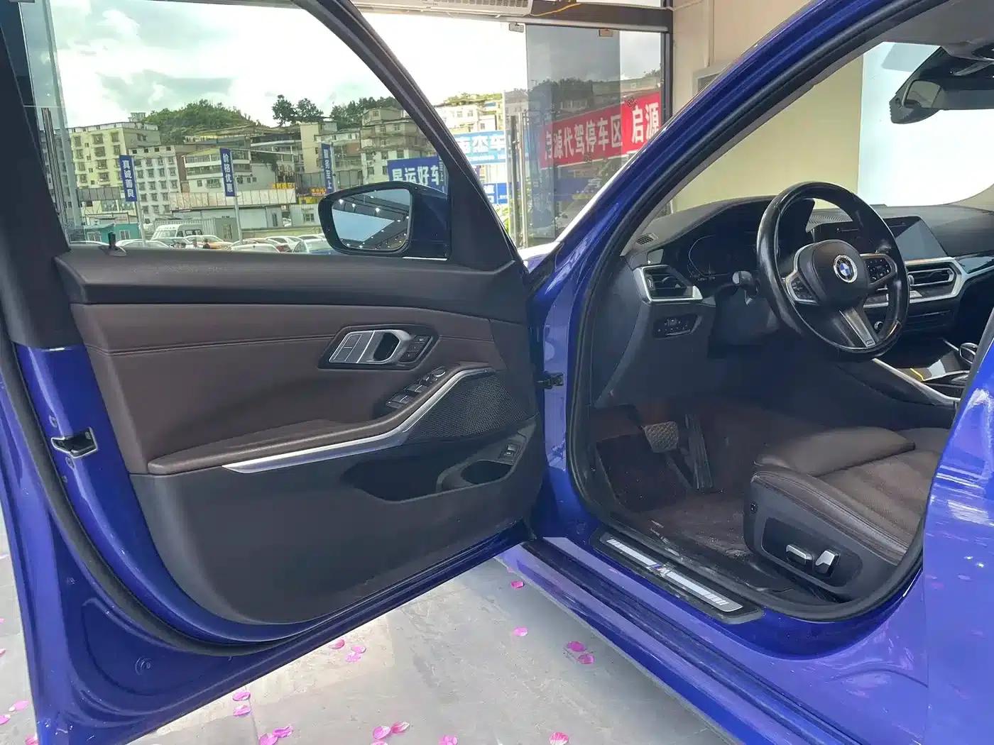 2022 BMW 3 Series Facelift 325Li M Sport Shadow Edition — миниатюра 3