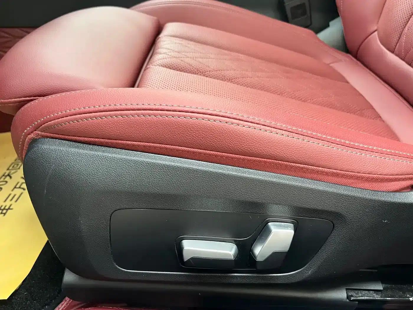 2023 BMW 3 Series 320Li M Sport Package — миниатюра 11