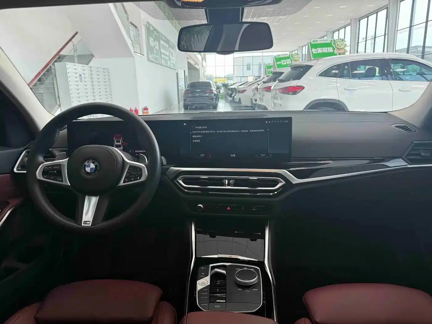 2023 BMW 3 Series 320Li M Sport Package — миниатюра 20