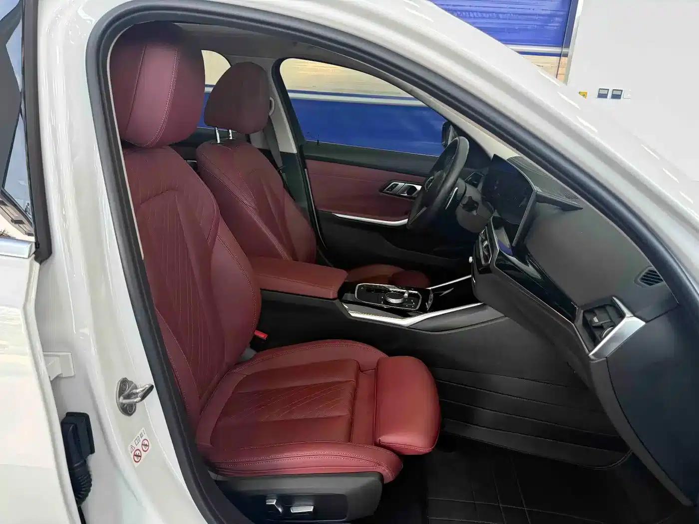 2023 BMW 3 Series 320Li M Sport Package — миниатюра 21