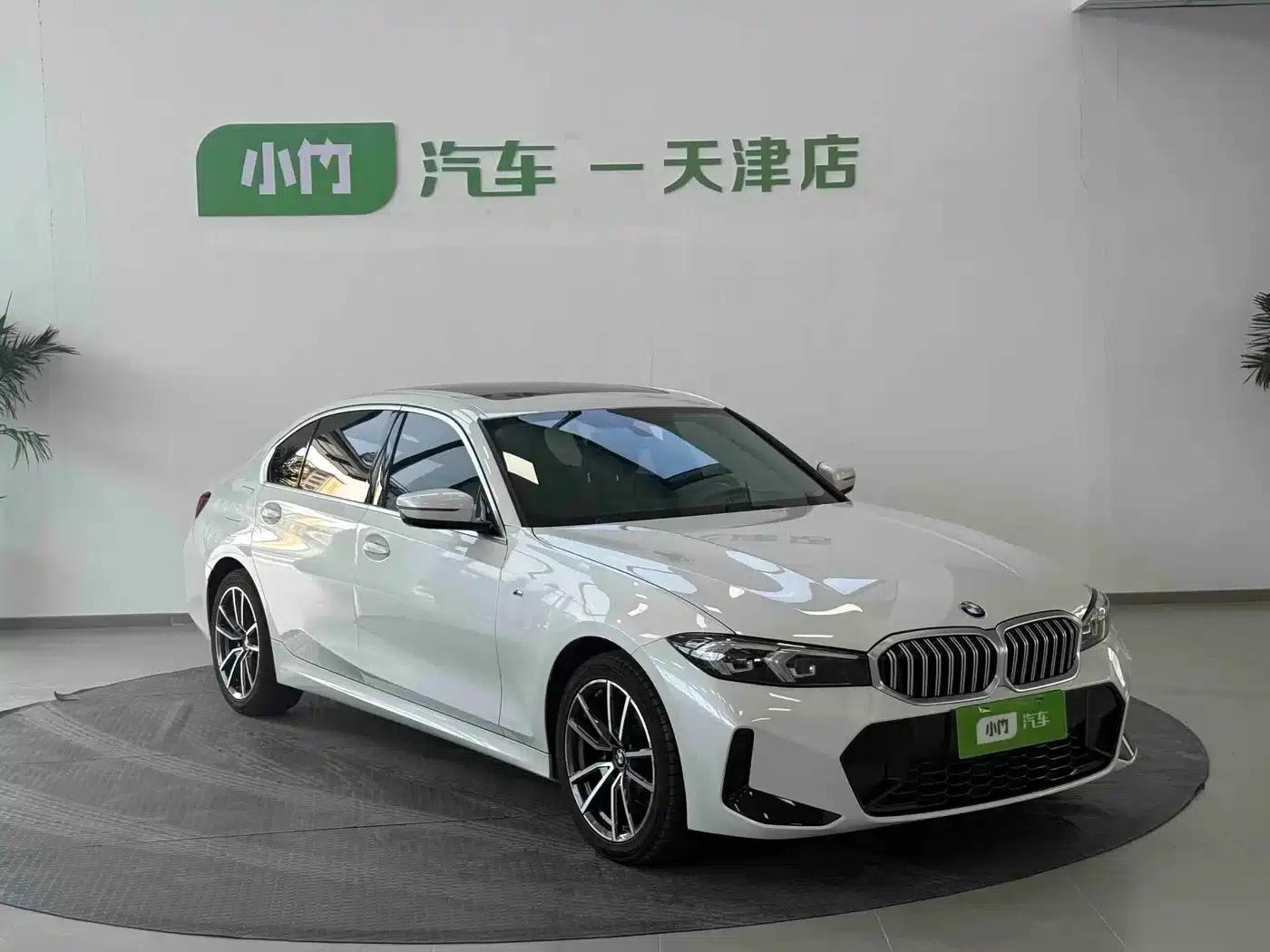 2023 BMW 3 Series 320Li M Sport Package — миниатюра 4