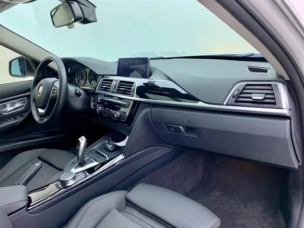 BMW 3 Series 2018 320Li Fashion Edition — миниатюра 17