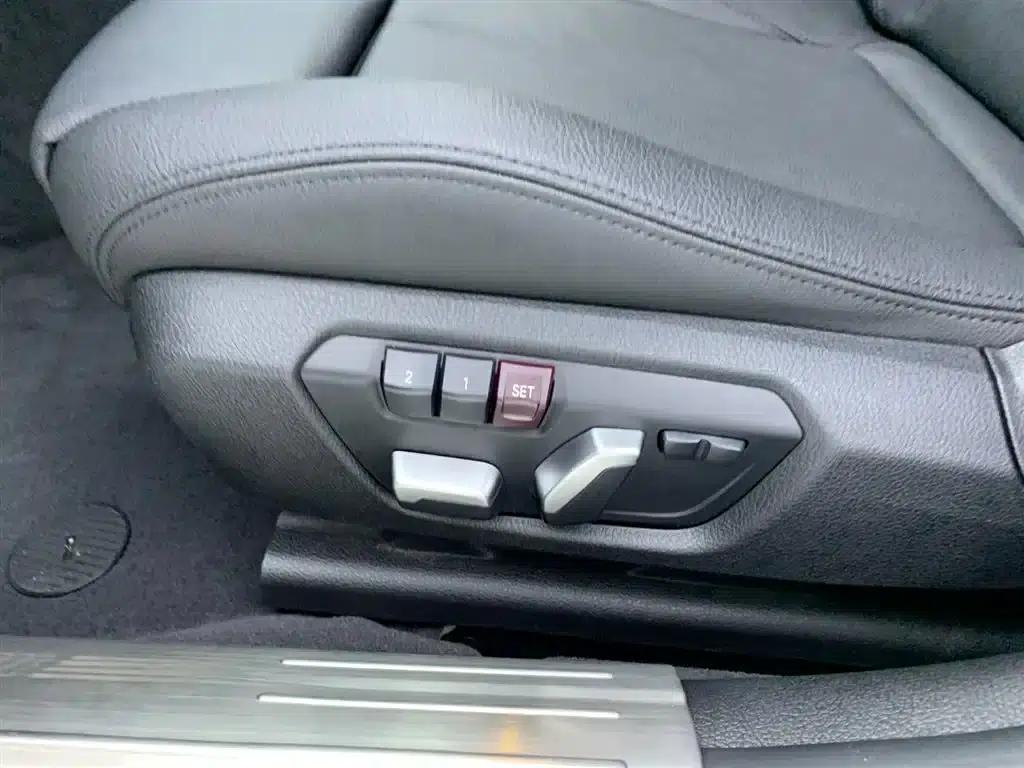 BMW 3 Series 2018 320Li Fashion Edition — миниатюра 28