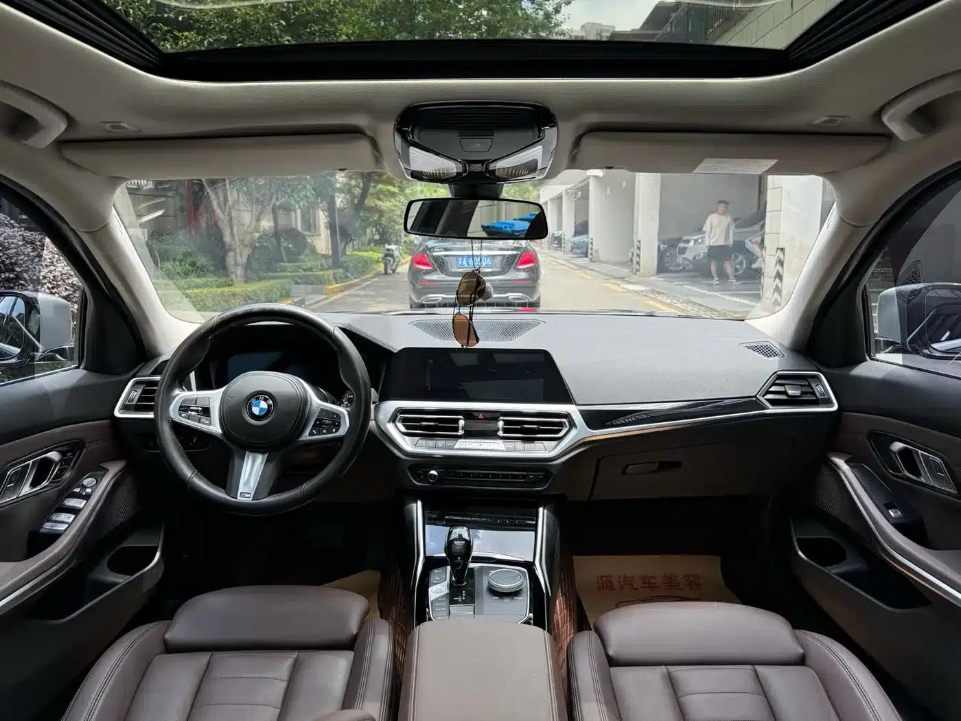 2020 BMW 3 Series 320Li M Sport Package — миниатюра 4
