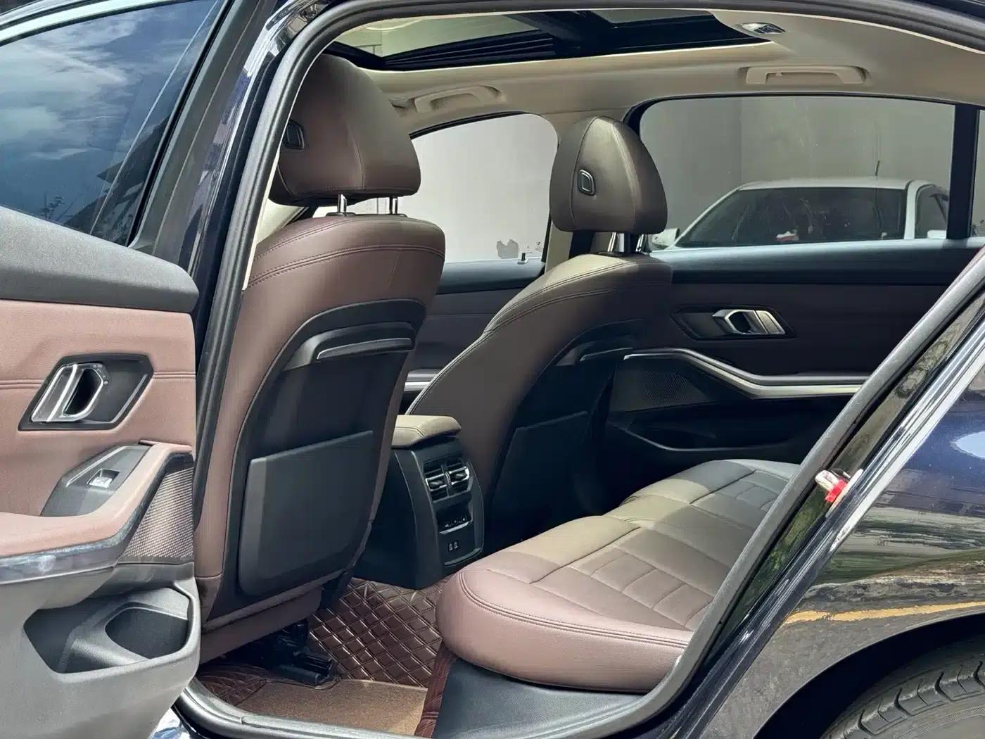2020 BMW 3 Series 320Li M Sport Package — миниатюра 5