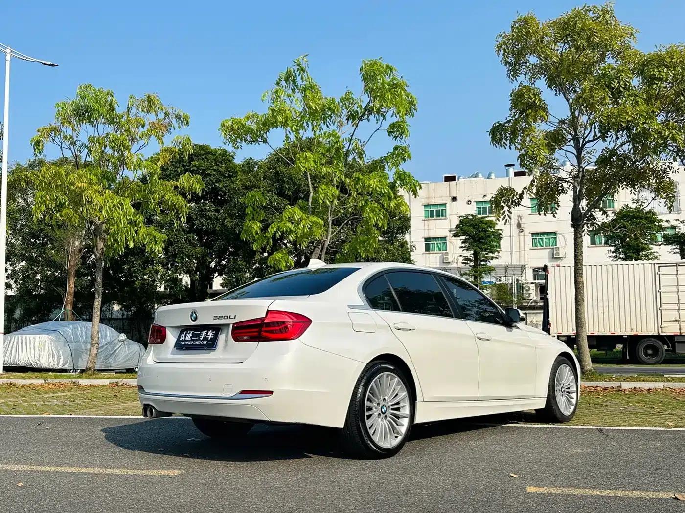 BMW 3 Series 2018 320Li Fashion Edition — миниатюра 5