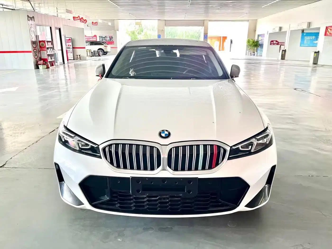 2023 BMW 3 Series 320Li M Sport Package — миниатюра 1
