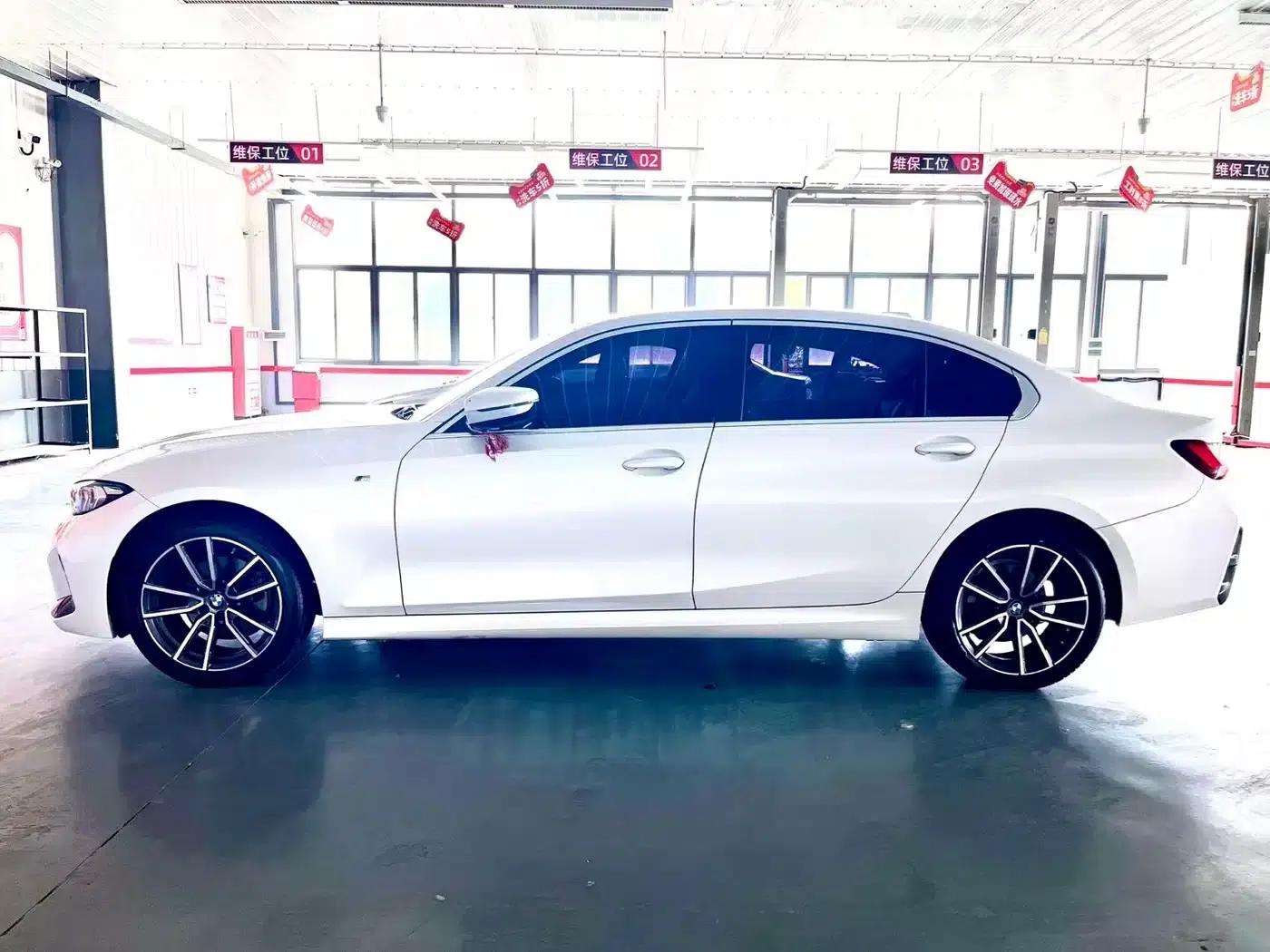 2023 BMW 3 Series 320Li M Sport Package — миниатюра 5