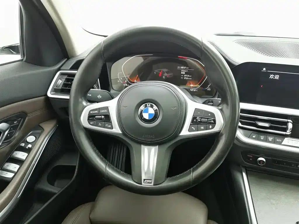 2020 BMW 3 Series 325i M Sport Package — миниатюра 11